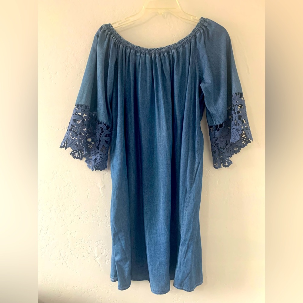 CRIMSON IN GRACE Women Denim Dress Bell Sleeve with Flower Lace Size M